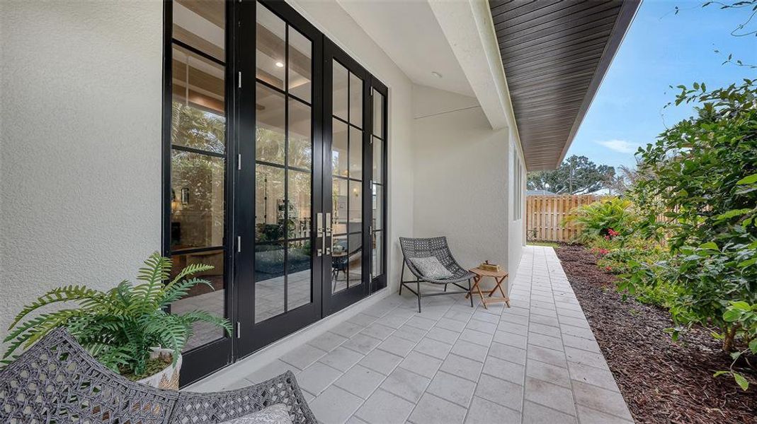 Exterior details and patio area of a home in , Sarasota (Image 30).