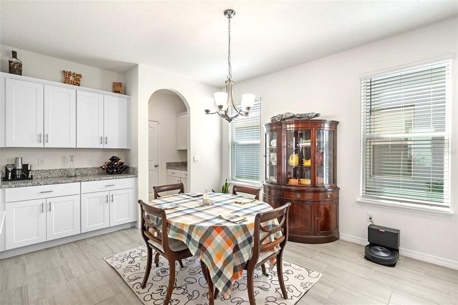 Furnished interior view inside a new home in Waterleigh, Winter Garden (Image 28).