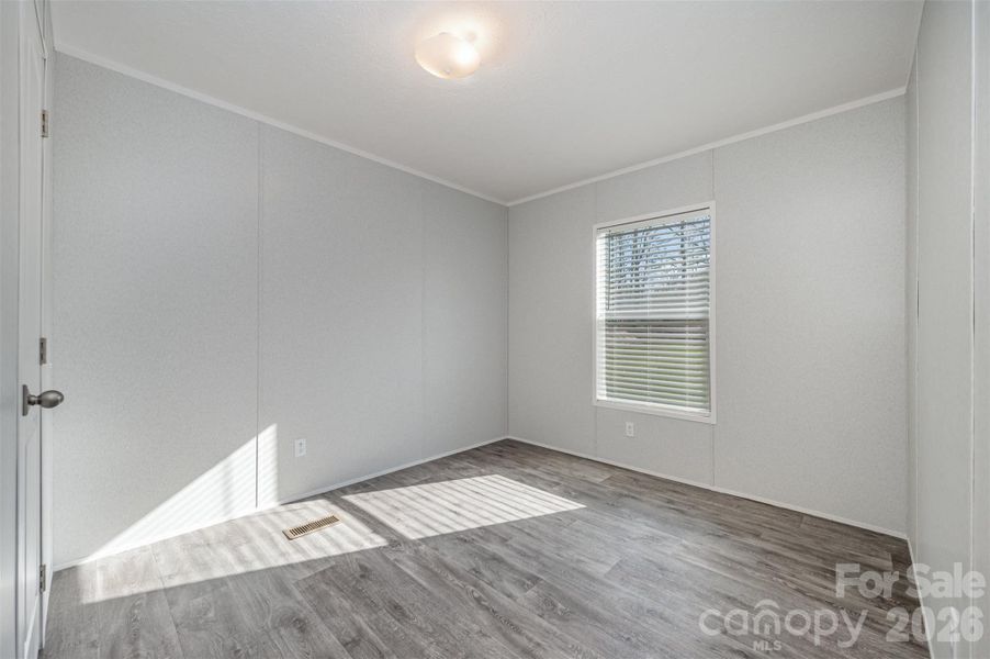 Spacious, unfurnished interior of a new home in , Shelby (Image 23).