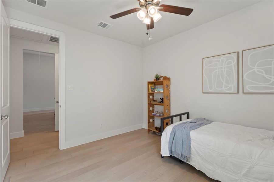 Furnished interior view inside a new home in Lyons Crest Estates, Garland (Image 27).