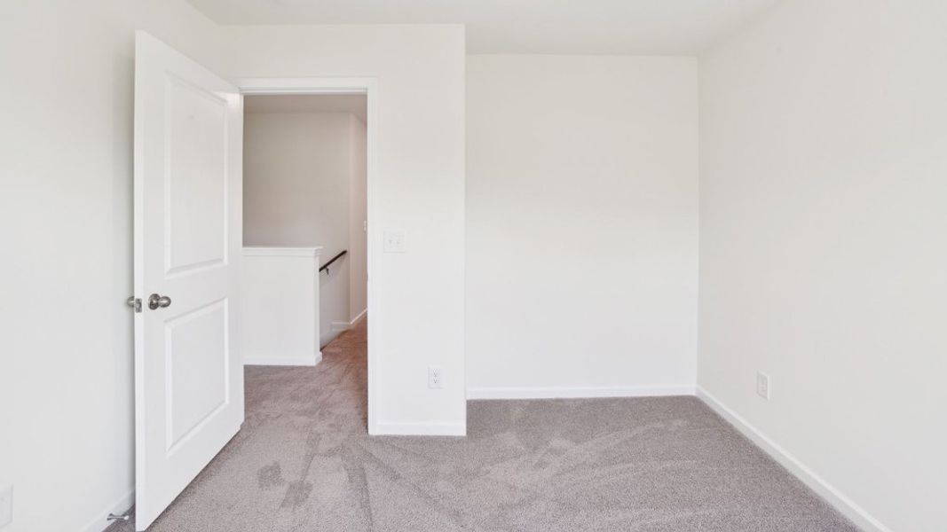 Spacious, unfurnished interior of a new home in Johnson Farms, Greeneville (Image 22).
