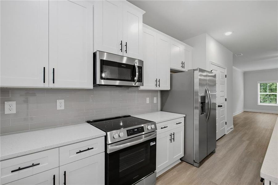 Furnished interior view inside a new home in , Mableton (Image 7).