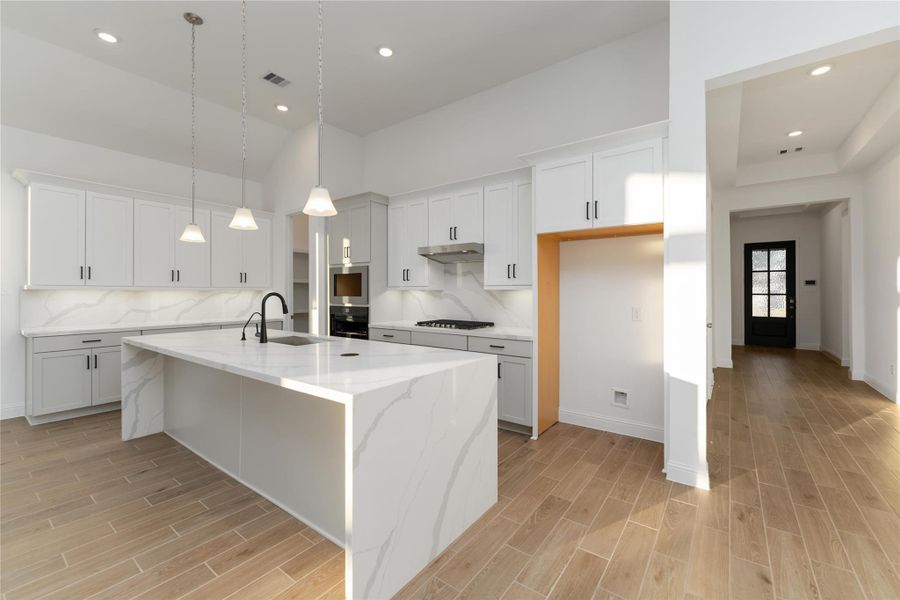 Furnished interior view inside a new home in Arabella on the Prairie, Booth (Image 11).