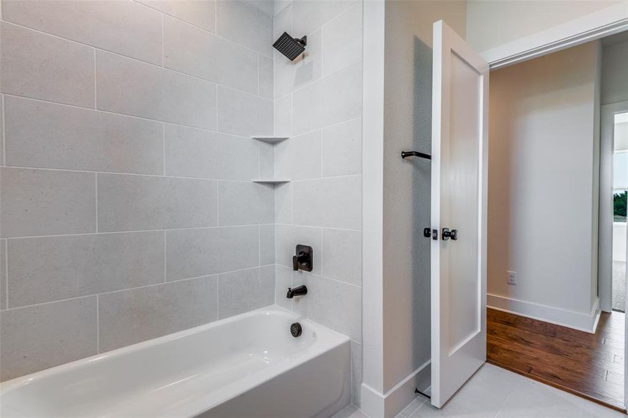 Image 34 of a home in .