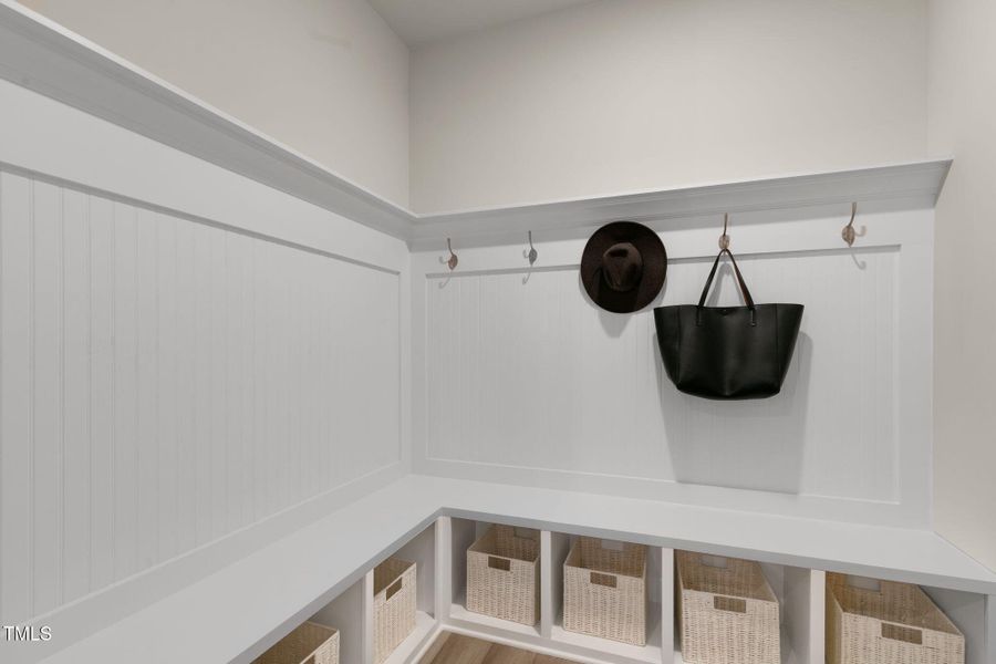 20-web-or-mls-1905-old-bramble-lane-fuqu