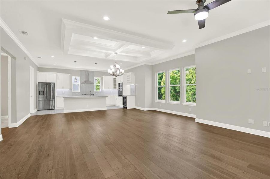 Spacious, unfurnished interior of a new home in , Tampa (Image 26).