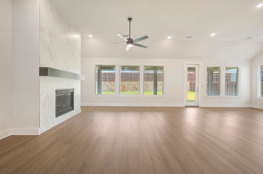 Spacious, unfurnished interior of a new home in View at the Reserve, Mansfield (Image 18).
