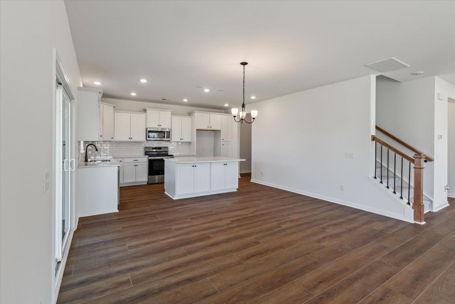 Spacious, unfurnished interior of a new home in Oakley Pointe, Moncks Corner (Image 20). Spacious, unfurnished interior of a new home in Oakley Pointe, Moncks Corner (Image 20).