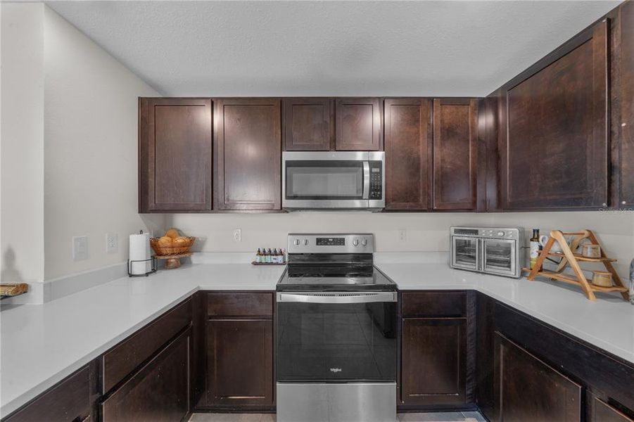 Furnished interior view inside a new home in Avalon Woods, Newberry (Image 47).