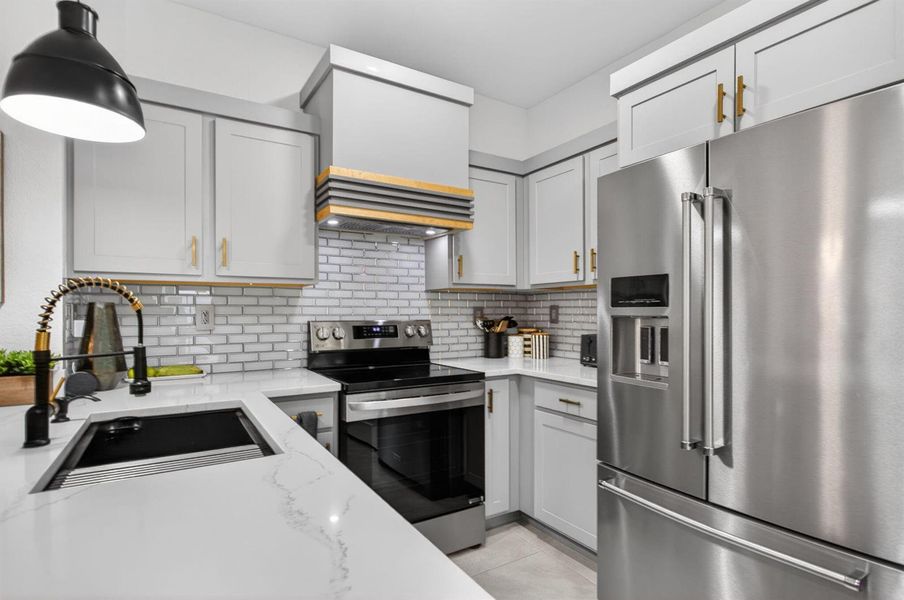 14-web-or-mls-873-1651 14-web-or-mls-873-1651