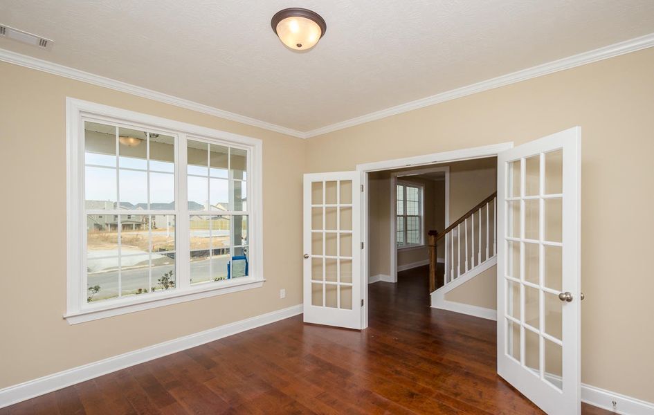 Representative unfurnished interior of a home built from the Durham Hill by Ivey Homes in Tillery Park, Grovetown (Image 16).