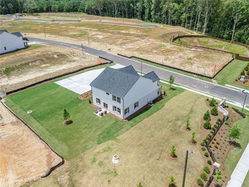 Image 33 of a home in Oak Grove Glen.