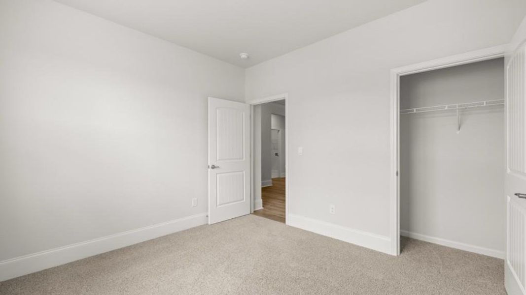 Spacious, unfurnished interior of a new home in Hamptons at Riverwood North, Dallas (Image 36).