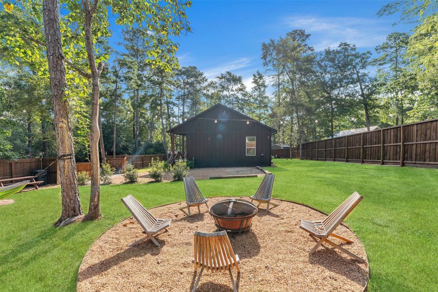 Exterior details and patio area of a home in , Montgomery (Image 23).