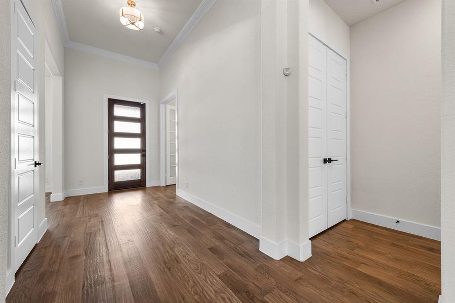 Spacious, unfurnished interior of a new home in King Crossing Estates, Van Alstyne (Image 20).