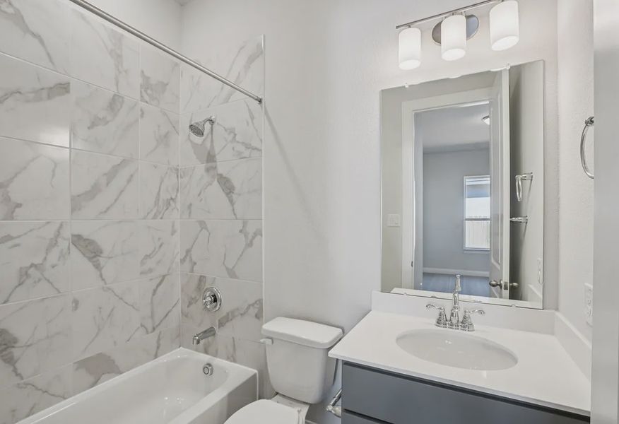 Plan 5019 Bath 2 - 15 of 18