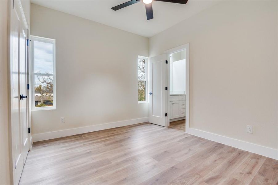 Spacious, unfurnished interior of a new home in , Dallas (Image 11).