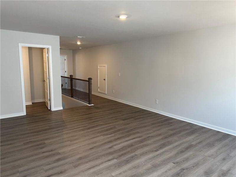 Spacious, unfurnished interior of a new home in Rosewood Lake Preserve, Hoschton (Image 11). Spacious, unfurnished interior of a new home in Rosewood Lake Preserve, Hoschton (Image 11).