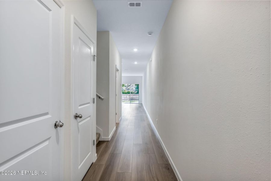 Spacious, unfurnished interior of a new home in , Orange Park (Image 13).