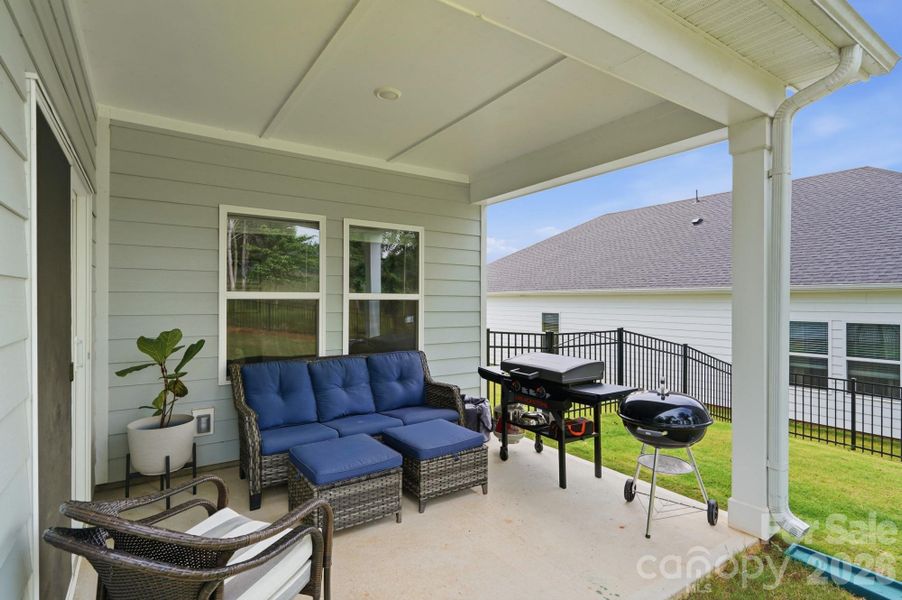Exterior details and patio area of a home in , Charlotte (Image 3).
