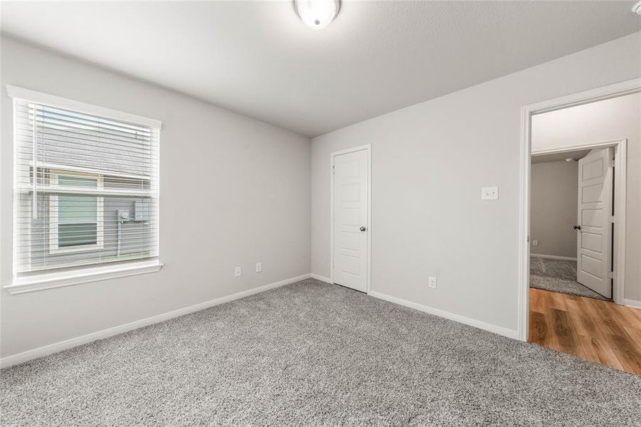 Spacious, unfurnished interior of a new home in , Waco (Image 24). Spacious, unfurnished interior of a new home in , Waco (Image 24).