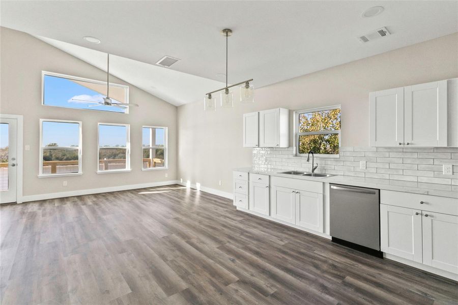 Image 28 of a home in . Image 28 of a home in .