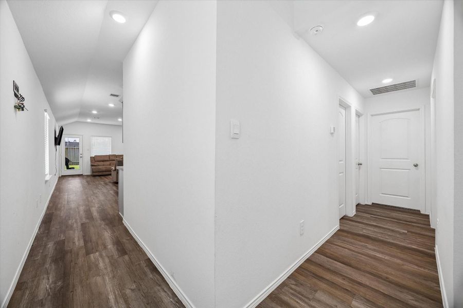 Spacious, unfurnished interior of a new home in , Spring (Image 21).