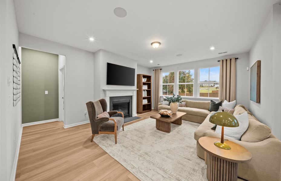 Furnished interior view inside a new home in Sparrow Creek, Boiling Springs (Image 30).