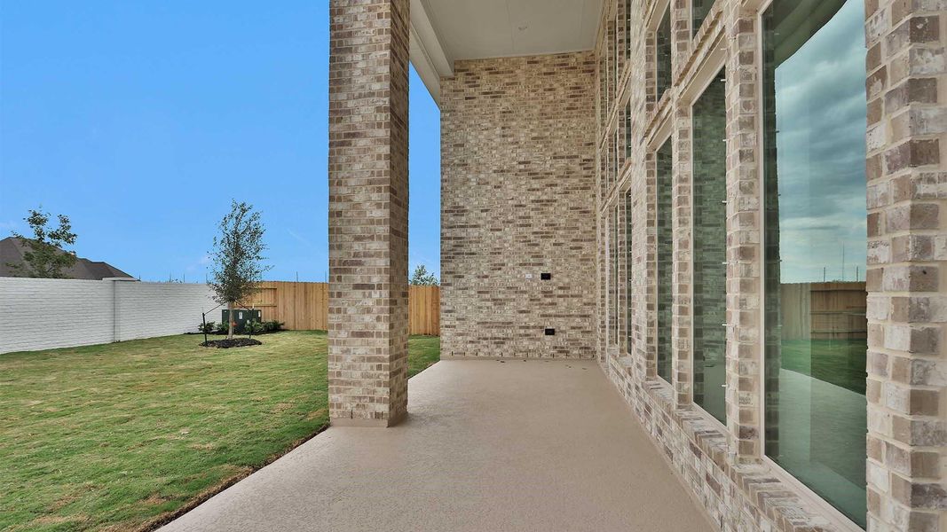Exterior details and patio area of a home in Valencia 60', Manvel (Image 2). Exterior details and patio area of a home in Valencia 60', Manvel (Image 2).