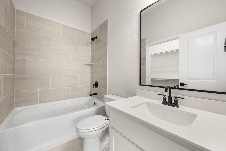 Furnished interior view inside a new home in Coyote Crossing, Godley (Image 12).