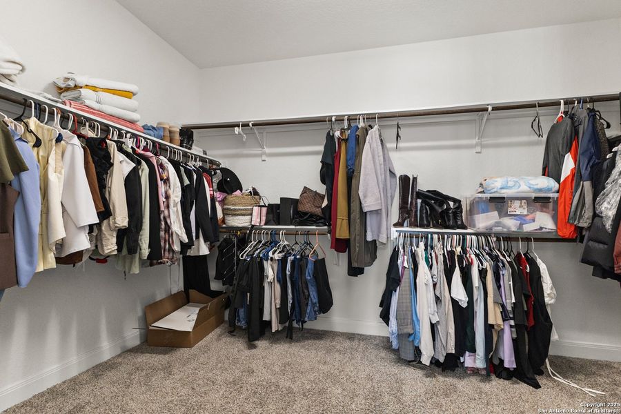 Close-up of interior finishes inside a home in Arched Oaks, Floresville (Image 22). Close-up of interior finishes inside a home in Arched Oaks, Floresville (Image 22).