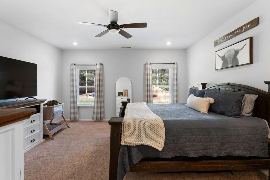 Furnished interior view inside a new home in Sycamore Crest, Calhoun (Image 10).