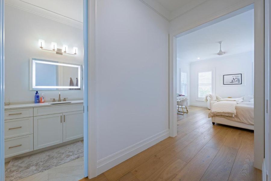 GUEST SUITE 1 - 2ND FLOOR GUEST SUITE 1 - 2ND FLOOR