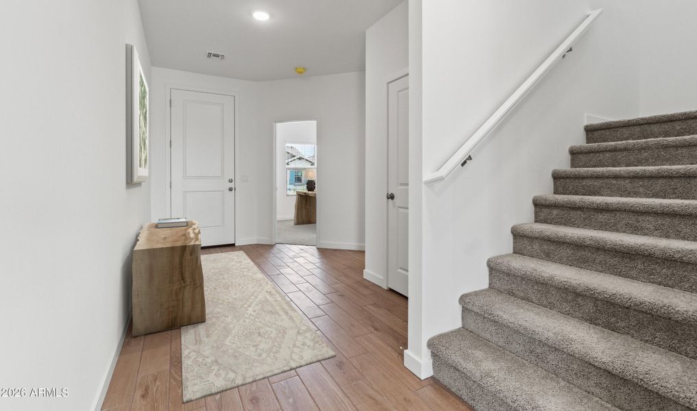 180233_Laveen Springs_Thames_Foyer_Loft_