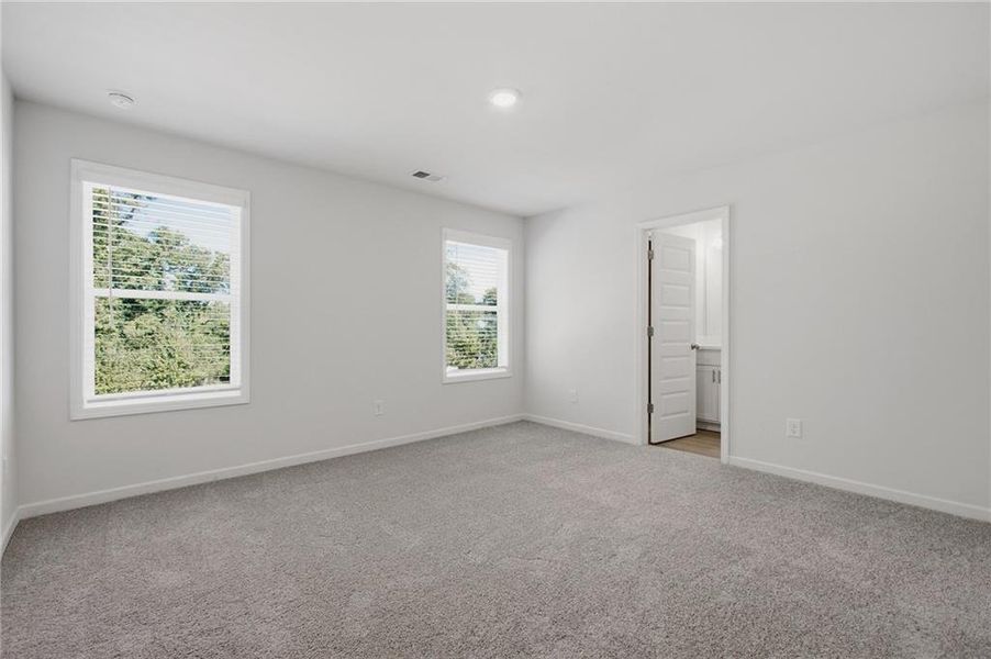 Spacious, unfurnished interior of a new home in , Mableton (Image 35).