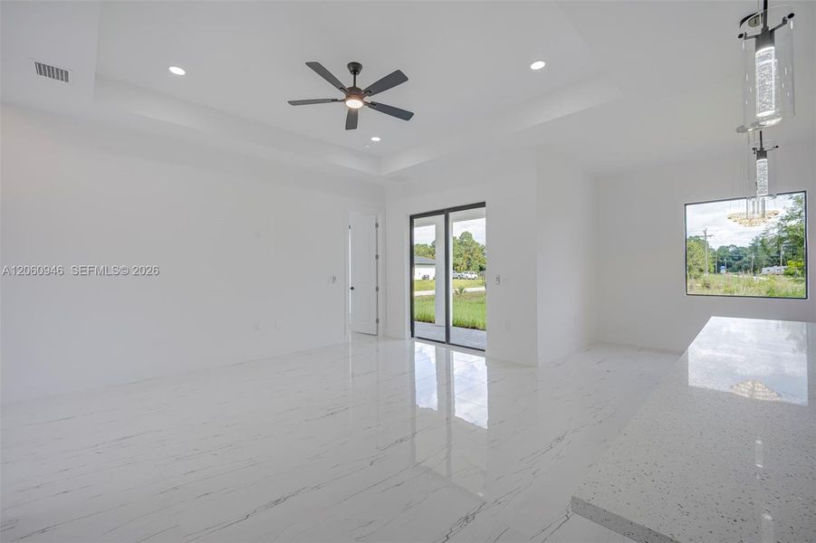 Spacious, unfurnished interior of a new home in , Lehigh Acres (Image 14).