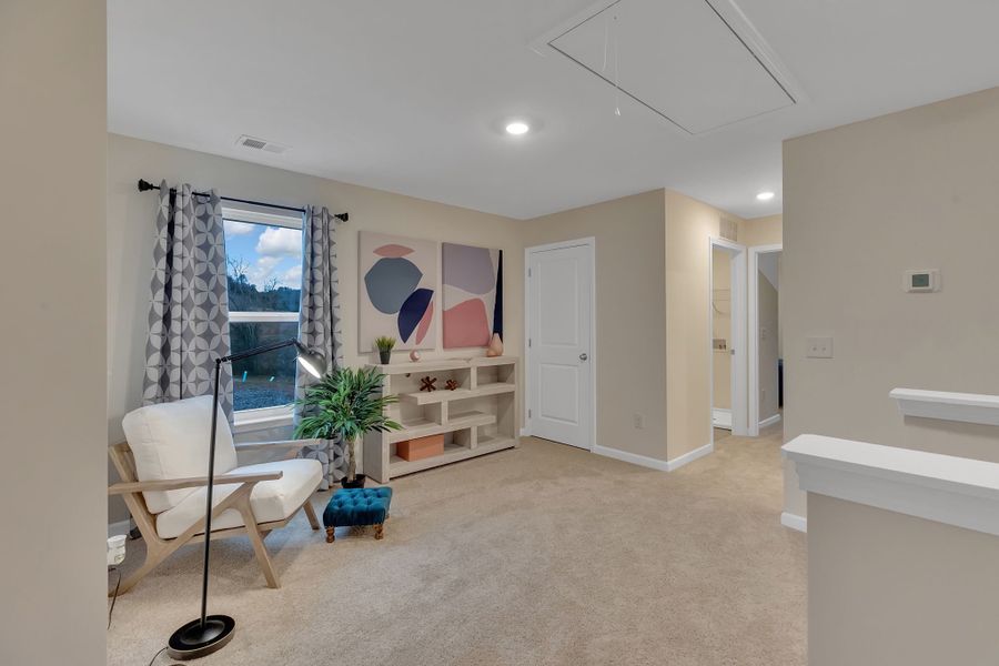 Representative furnished interior of a home built from the Elston by D.R. Horton in Johnson Farms, Greeneville (Image 23).