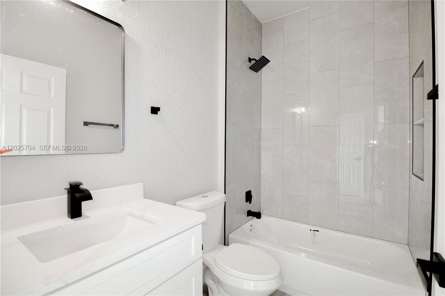Furnished interior view inside a new home in , Sebring (Image 3).