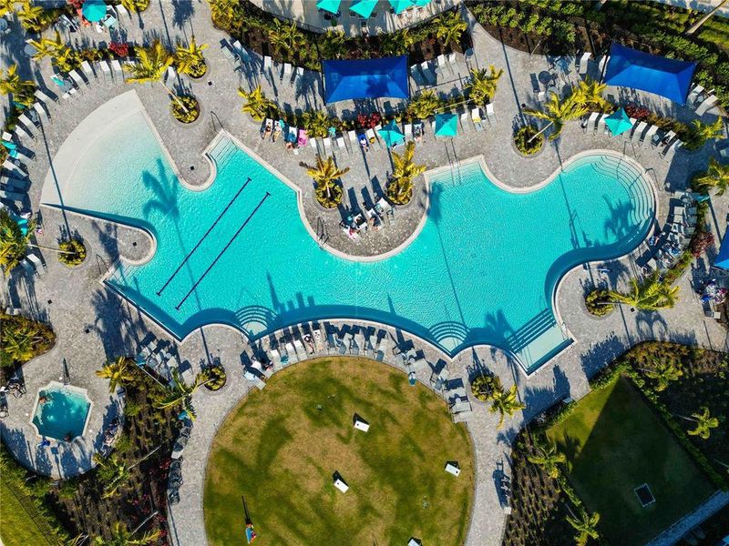 Community amenities in Wellen Park Golf & Country Club, Venice (Image 21).