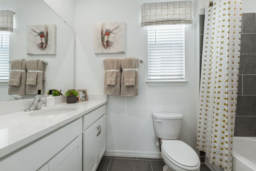 Upper Level Full Bath