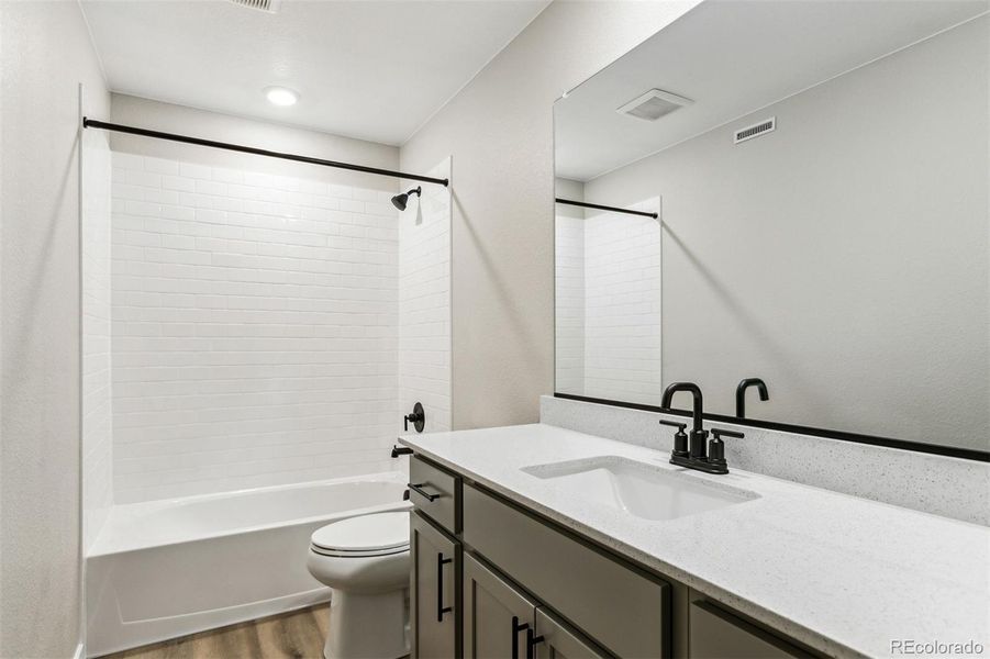 Furnished interior view inside a new home in Second Creek Farm, Commerce City (Image 5). Furnished interior view inside a new home in Second Creek Farm, Commerce City (Image 5).