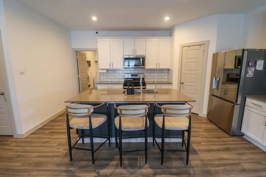All stainless steel appliances included! All stainless steel appliances included!