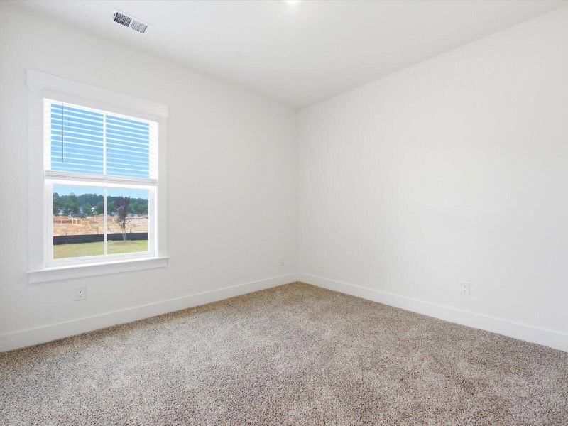 Spacious, unfurnished interior of a new home in , Summerville (Image 41).