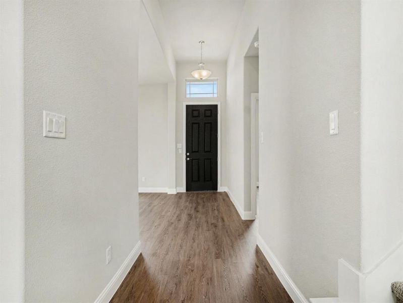 Spacious, unfurnished interior of a new home in Cole Crossing Estates, DeSoto (Image 12).