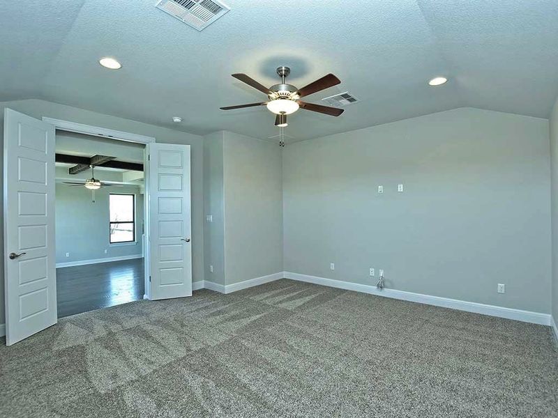 Image 206 representing the Santa Barbara II by Giddens Homes in Scofield Farms Estates, Georgetown, TX.