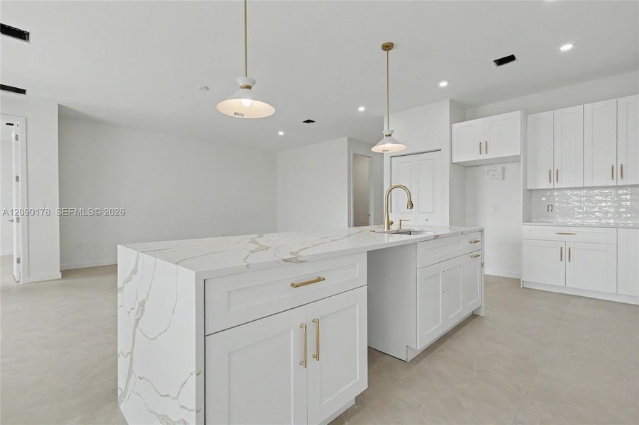 Furnished interior view inside a new home in , Oakland Park (Image 11).