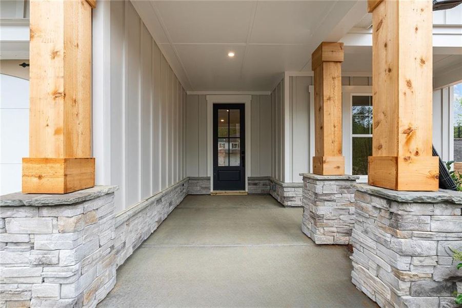Exterior details and patio area of a home in Settingdown Farms, Cumming (Image 3).
