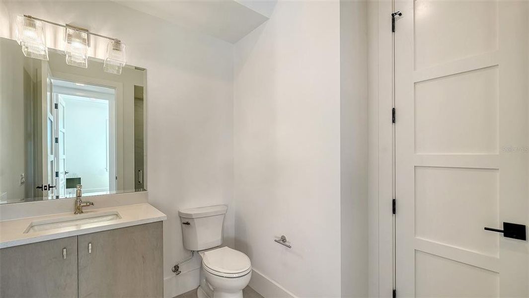 Furnished interior view inside a new home in , Sarasota (Image 41).