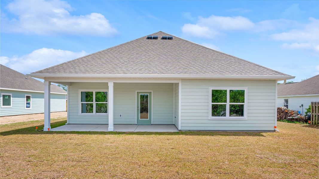 Representative exterior details of a home built from the The Delray by D.R. Horton in Buffer Farms, Port Saint Joe (Image 3).