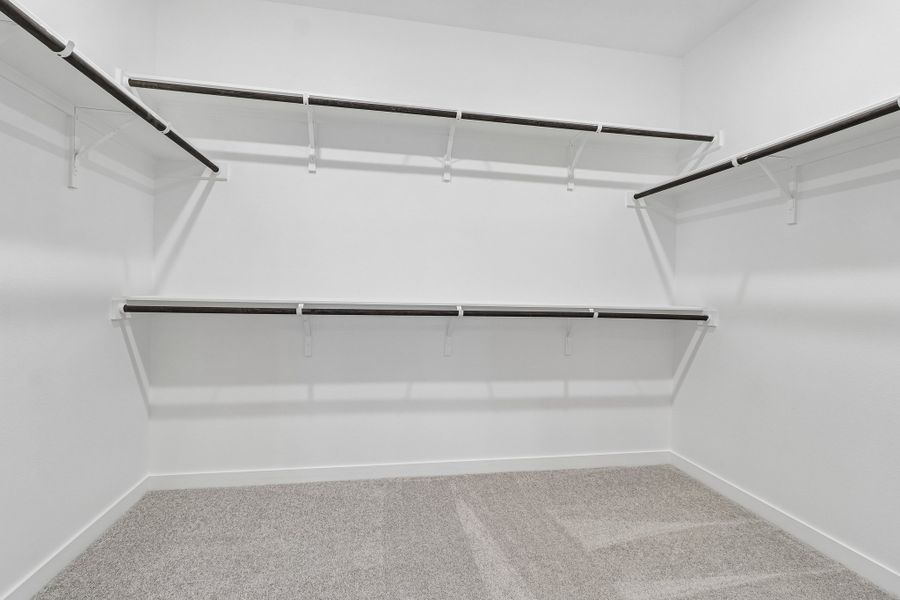 Spacious, unfurnished interior of a new home in Parkton Square, Kyle (Image 20).